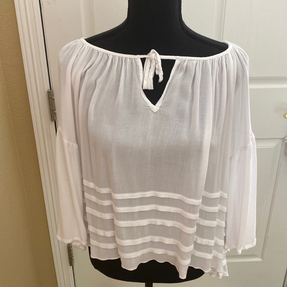 Abercrombie and Fitch White Peasant Top